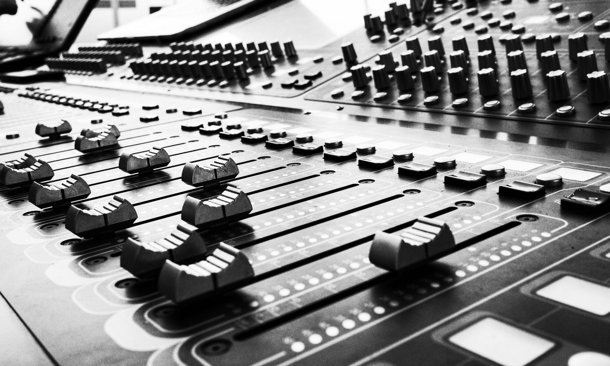 Foto von Adi Goldstein auf Unsplash